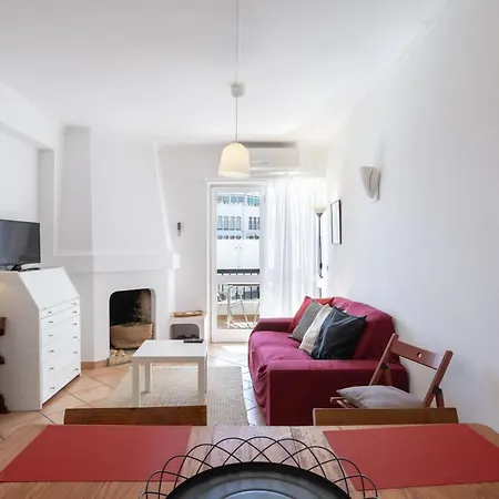Cozy 2br In With Balcony, By Hopstays Apartamento Albufeira