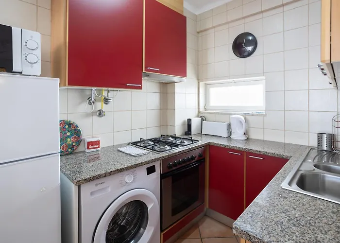 Cozy 2br In With Balcony, By Hopstays Apartmán *
