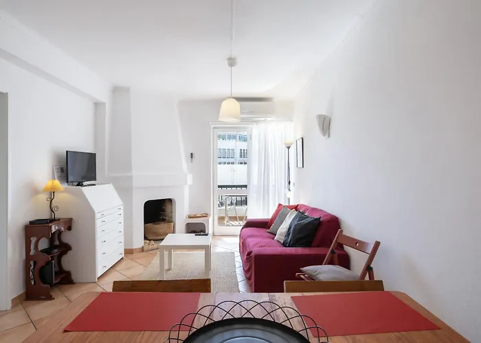 Cozy 2br In With Balcony, By Hopstays Apartmán Albufeira