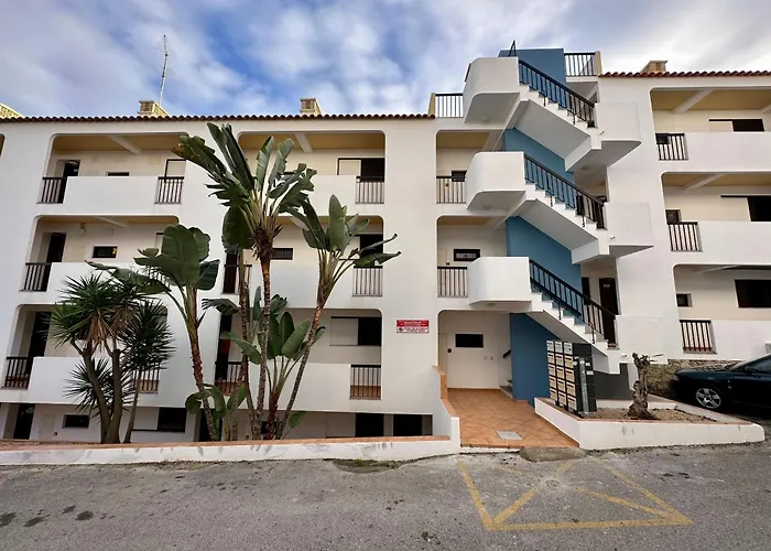Cozy 2br In With Balcony, By Hopstays Apartmán Albufeira